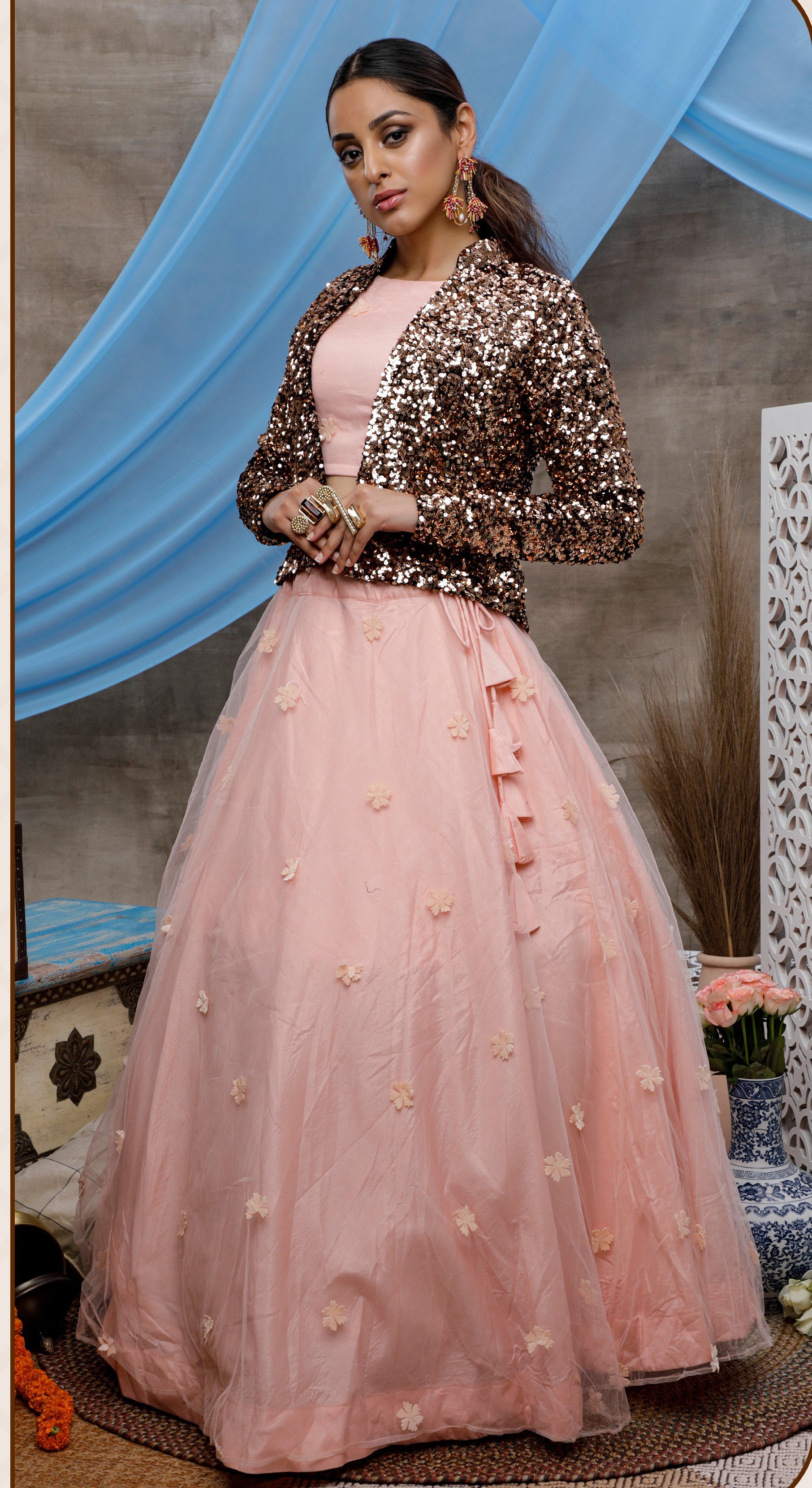 Top 20 Designer Lehenga Cholis just below Rs. 1000 - LooksGud.com | Indian  outfits, Indian attire, Indian dresses