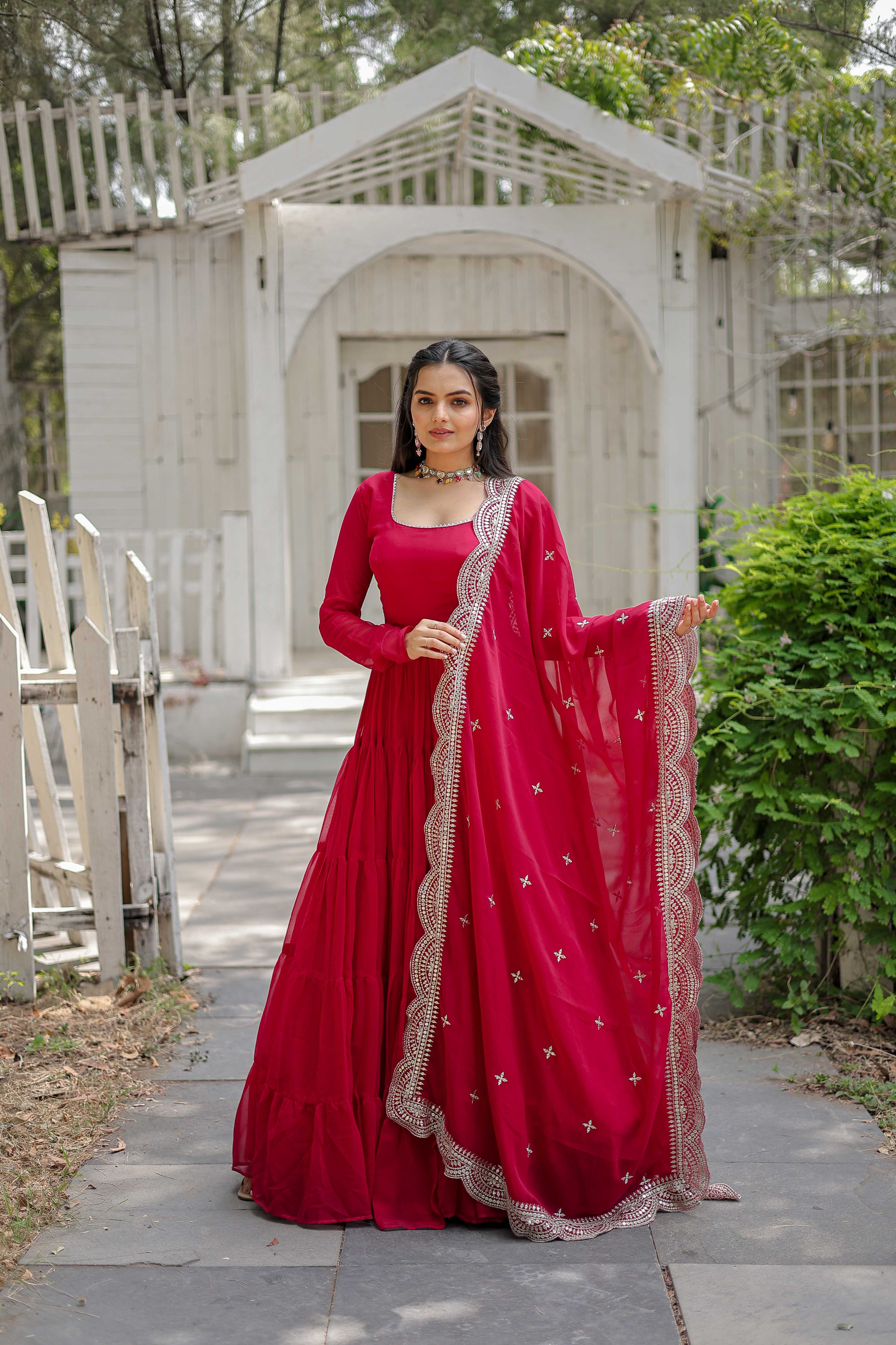 Discover more than 175 gown with dupatta best